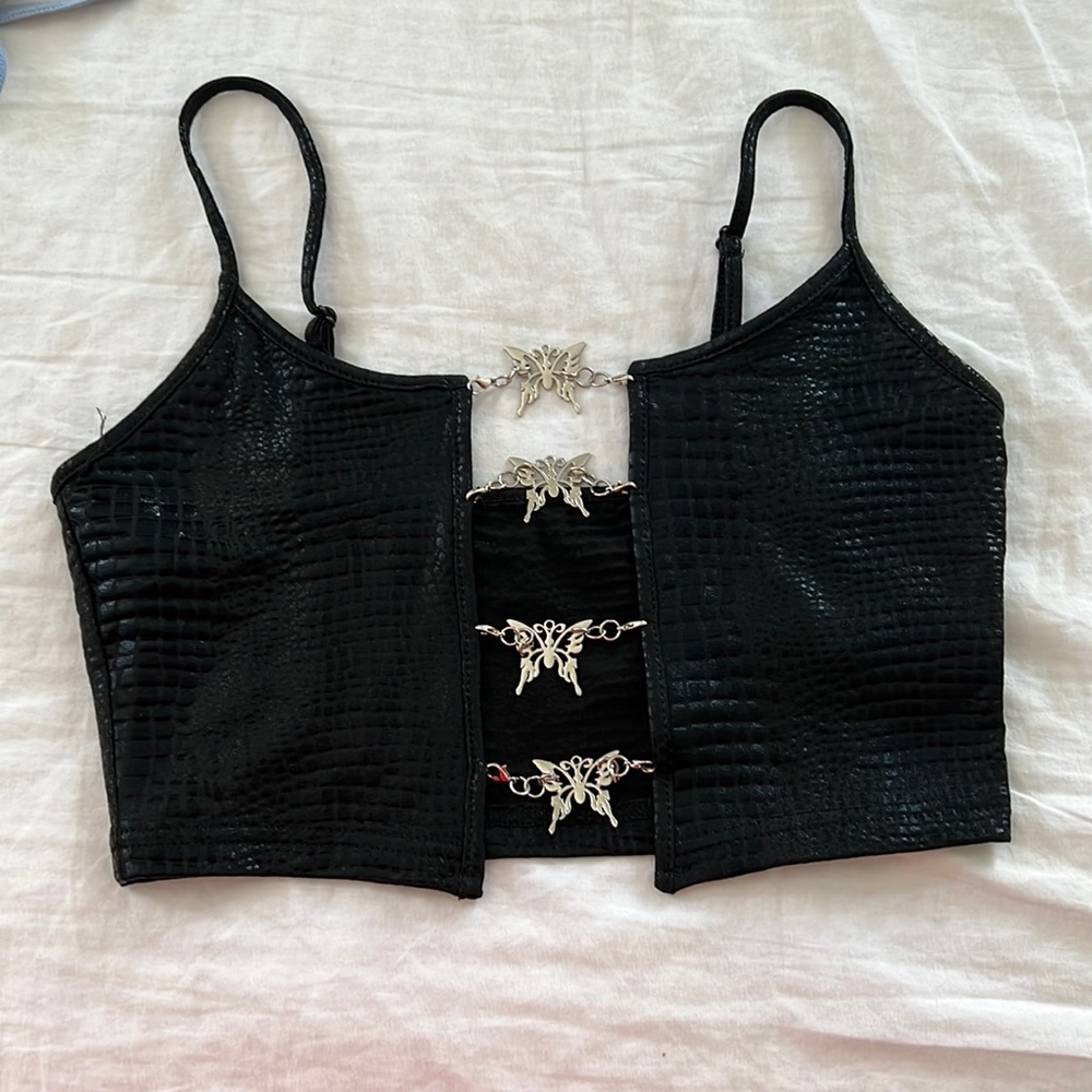 Black Crop Butterfly Tank
